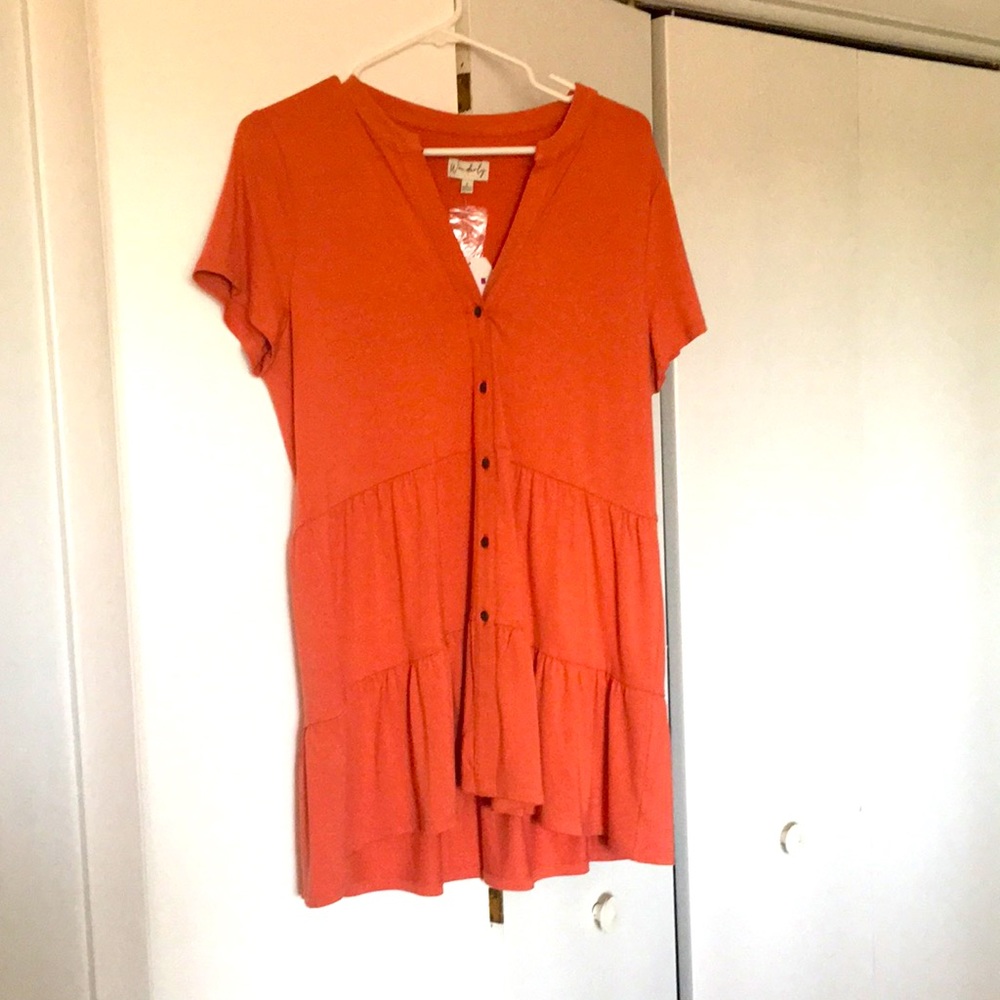 Long capped sleeve shirt